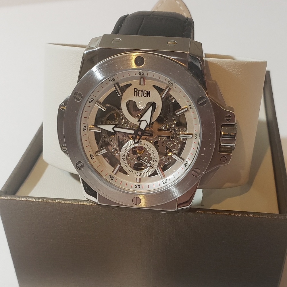 Reign Mens watch